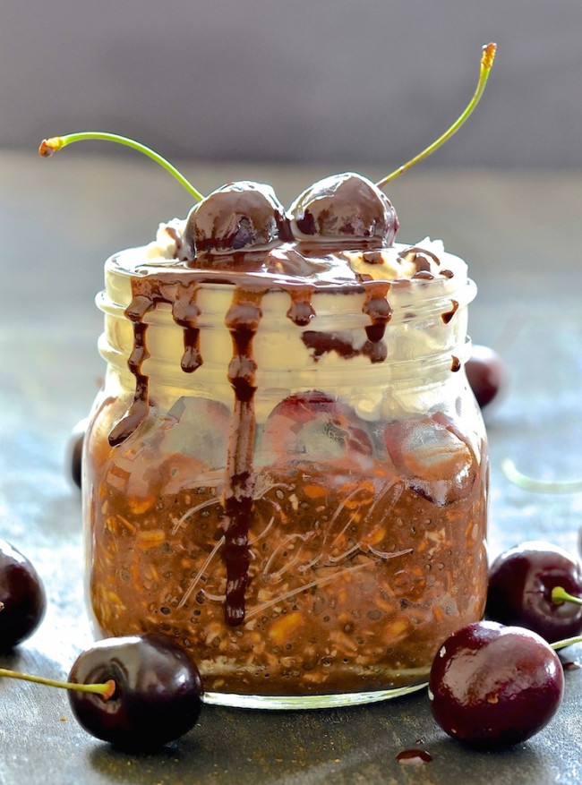 Black Forest Overnight Oats 