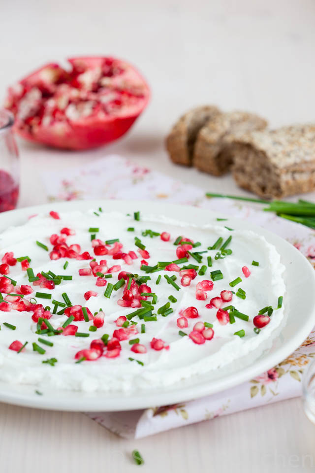 Creamy Goatcheese With Pomegranate