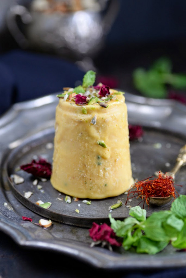Kesar Mango Kulfi / Indian Saffron And Mango Ice Cream