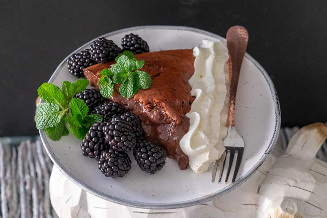 Gluten-Free Chocolate Blackberry Pie 