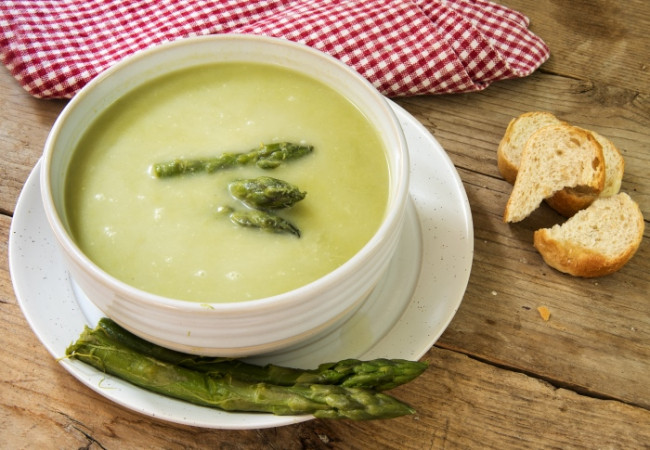 Velvety Cream of Asparagus Soup
