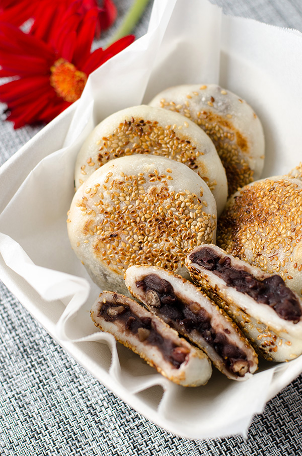 Sticky Rice Cake with Red Bean Paste