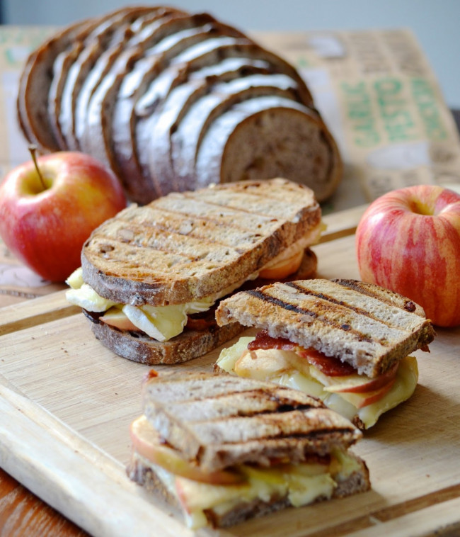 Apple Bacon and Brie Panini 