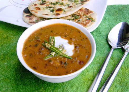 Dal Makhani Recipe in Crock Pot & Pressure Cooker