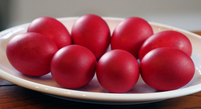 Red Eggs: How to Dye Easter Eggs Traditional Recipe