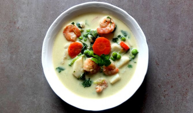 swedish vegetable soup with prawns