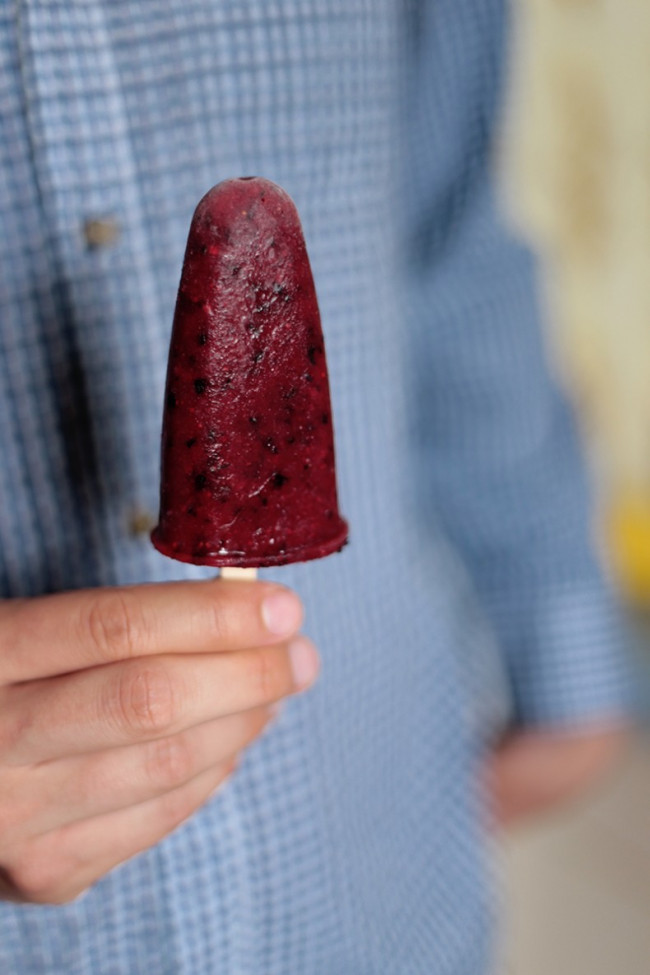 BERRY BASIL POPSICLES