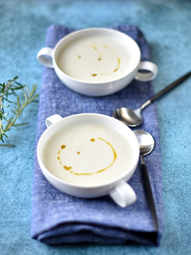 garlic white bean and rosemary soup