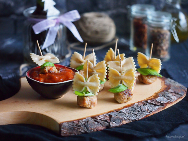 Meatball Pasta Canapes