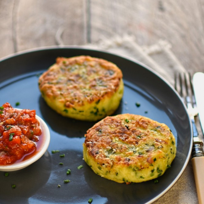 Leek Potato And Chive Cakes With Shallot And Tomato Sauce