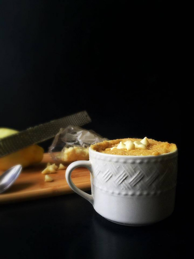 lemon and white chocolate chip mug cake! - whisk & shout