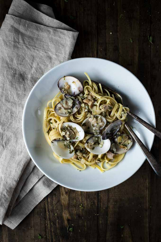 Linguine With White Clam Sauce