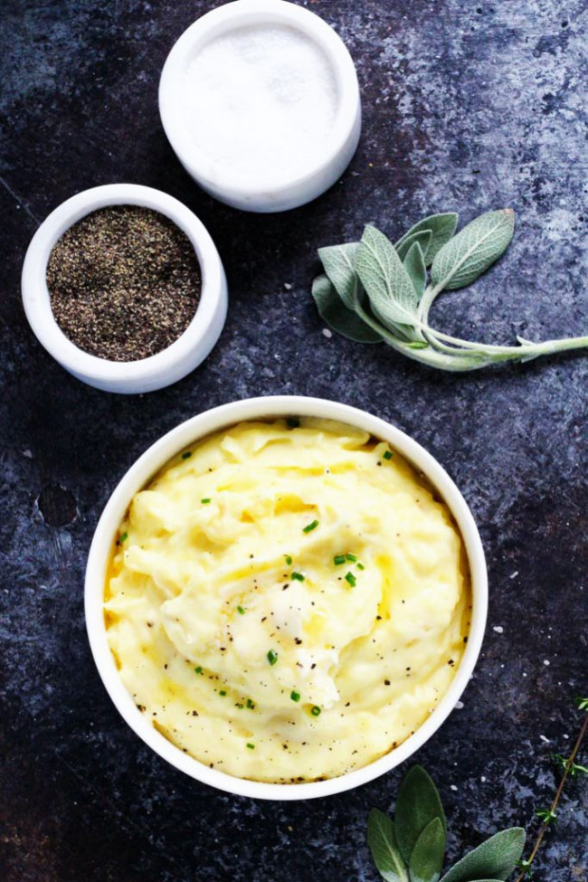 Easy Mashed Potatoes With Sour Cream