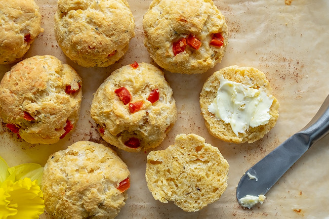 Gluten-free Mini Scones With Manchego, Red Pepper & Onions