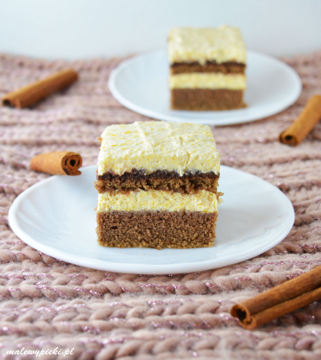 Gingerbread Cake With Pumpkin