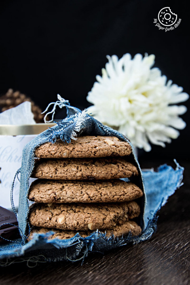 Oatmeal Peanut Butter Chocolate Cookies