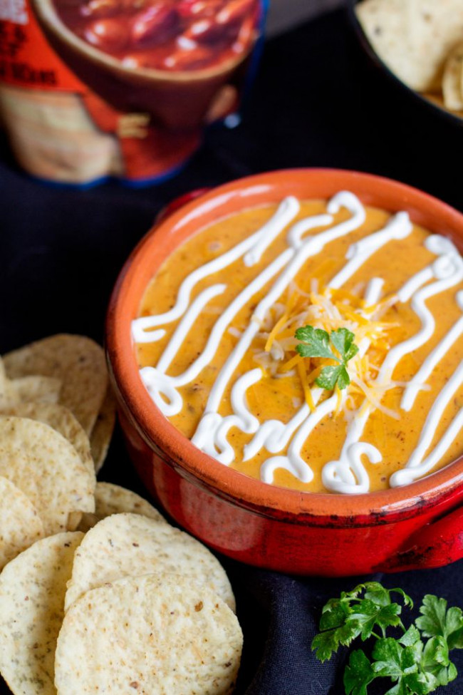 Simple Chili Cheese Dip