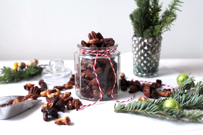 Candied Gingerbread Nut Clusters