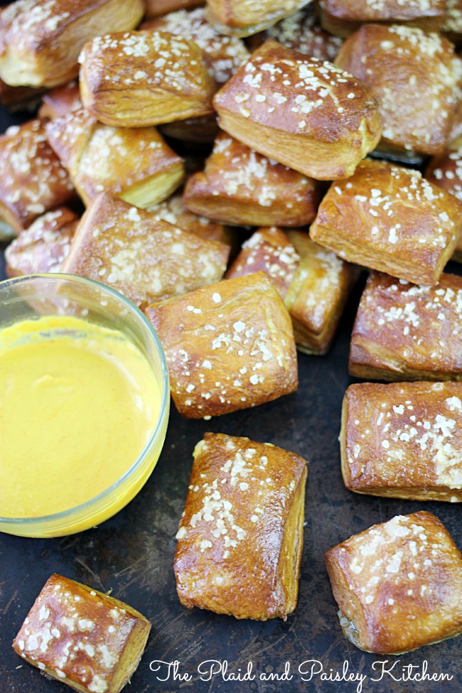 Super Easy Pretzel Bites~ A perfect Snack for Game Day