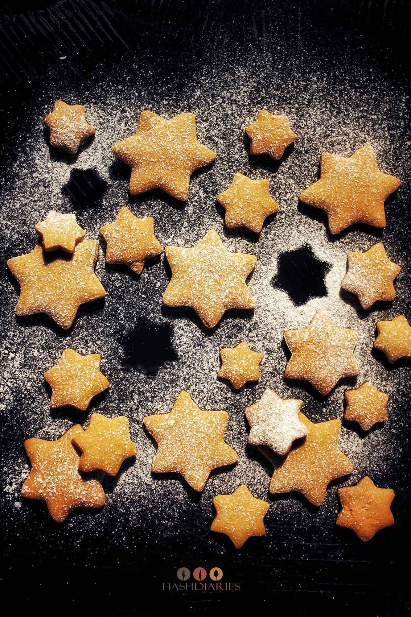 Christmas Special Gingerbread Cookies Recipe - SpeakingAloud Magazine