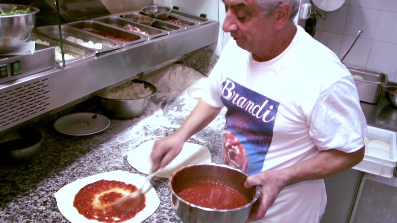 World's Original PIzza Restauarant in Naples, Italy