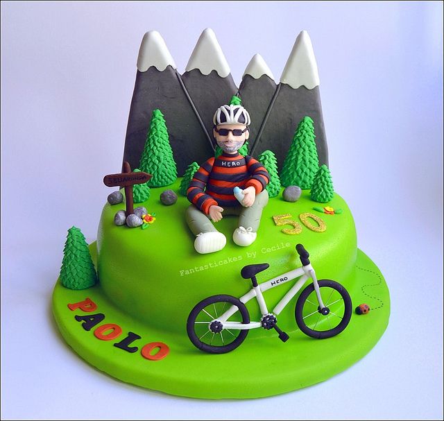 Bicycle-Themed Cakes Are the Answer! 