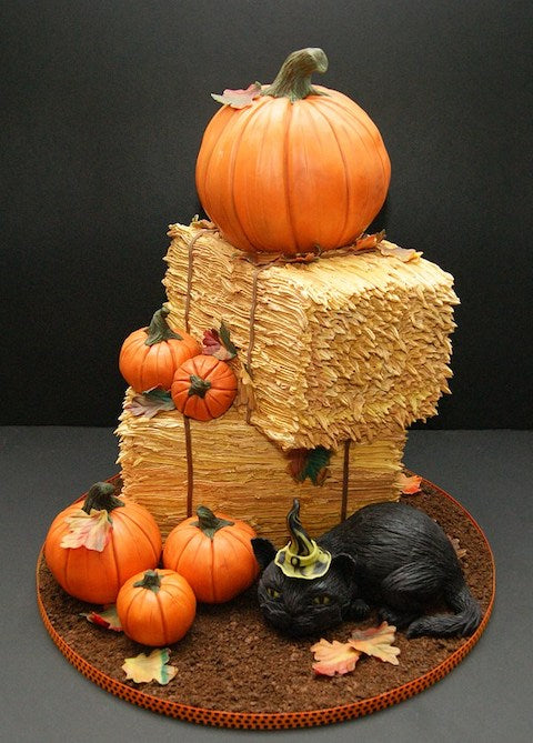 12 Ways to Decorate a Halloween Cake