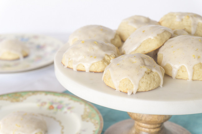 Vanilla Bean Cookies + A Giveaway - Oat&Sesame;