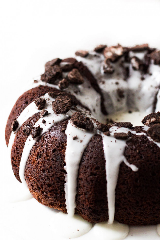 Chocolate Oreo Bundt Cake