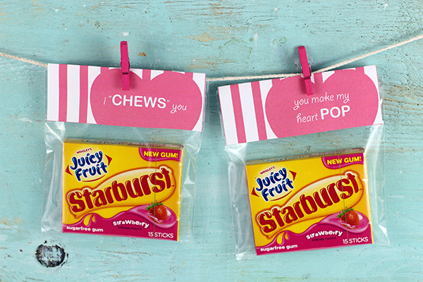 Free Valentine’s Day Printables for gifting Juicy Fruit® gum with Starburst® flavors