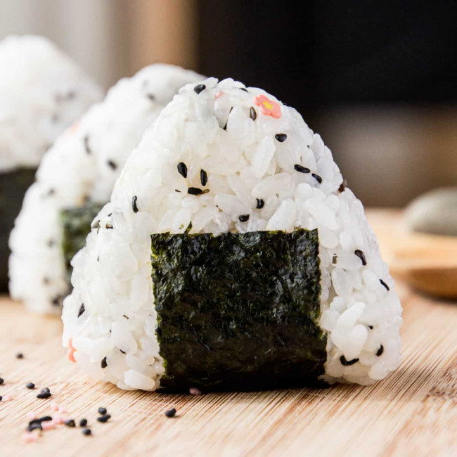 Easy Onigiri Recipe - Japanese Rice Ball Snack | Wandercooks