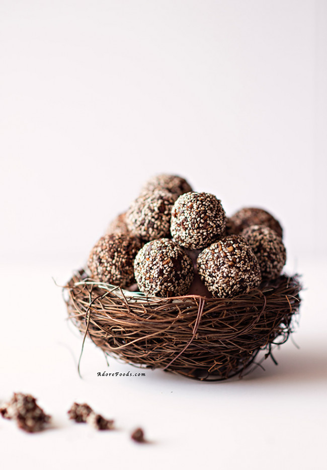 Raw cacao chia balls - Adore Foods