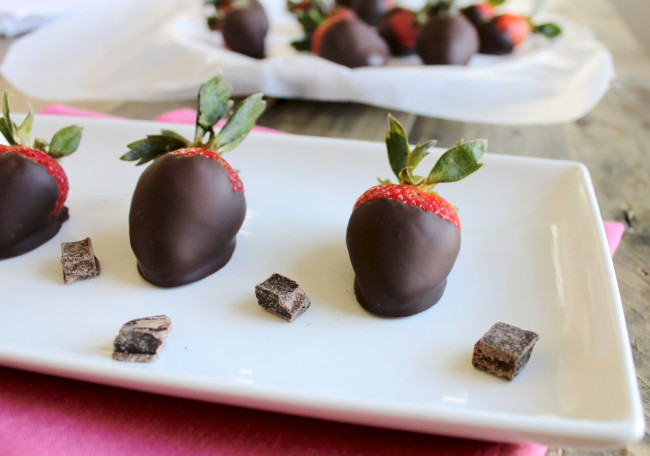 Dark Chocolate Covered Strawberries Recipe - LCBA