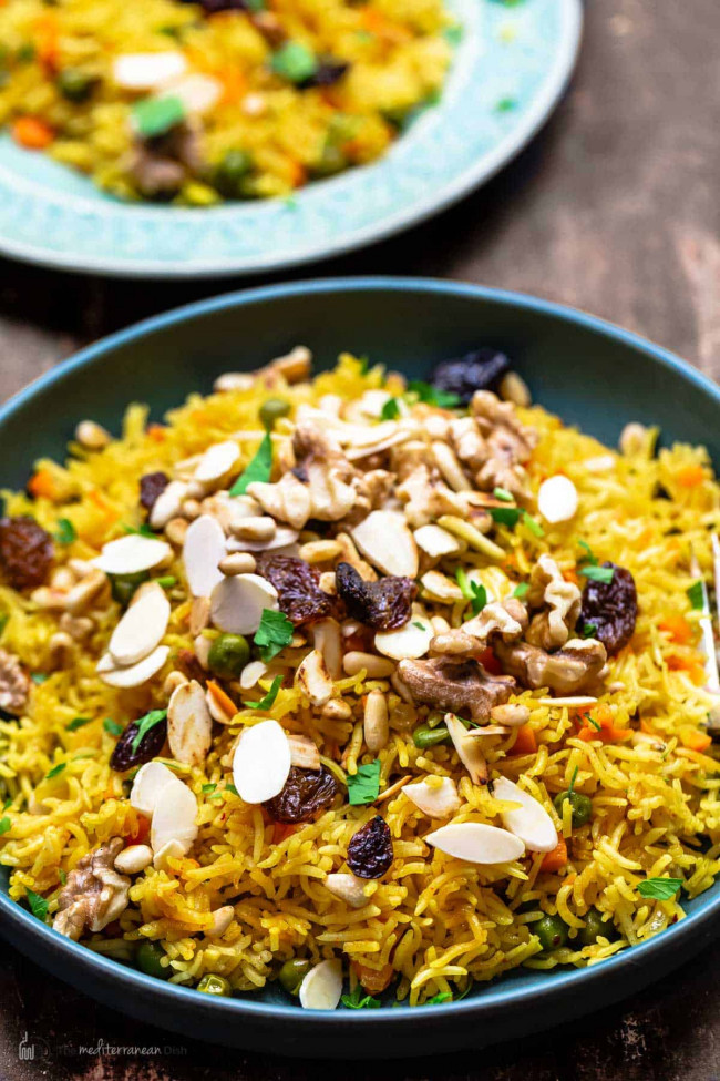 Easy Rice Pilaf with Peas and Carrots